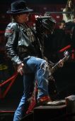 Concerts 2012 0605 paris slash2baz gnr bercy 2012 (50)